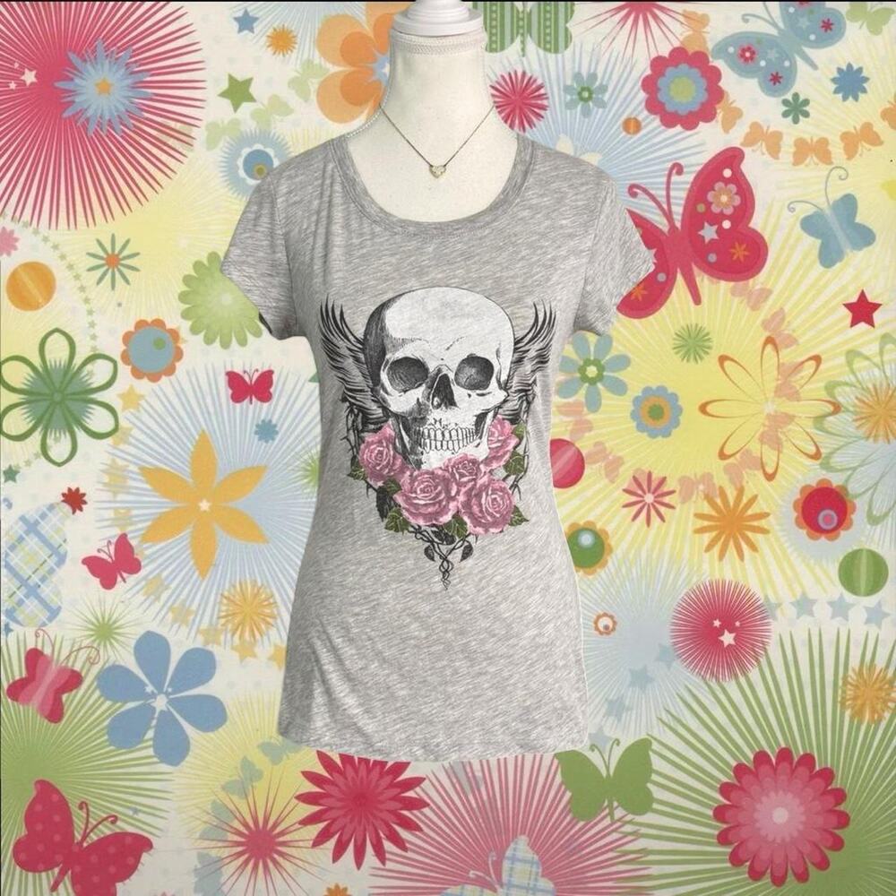 Skull & Roses Y2K Vintae Baby Tee Full Length Short Sleeve Fitted Womens Size M